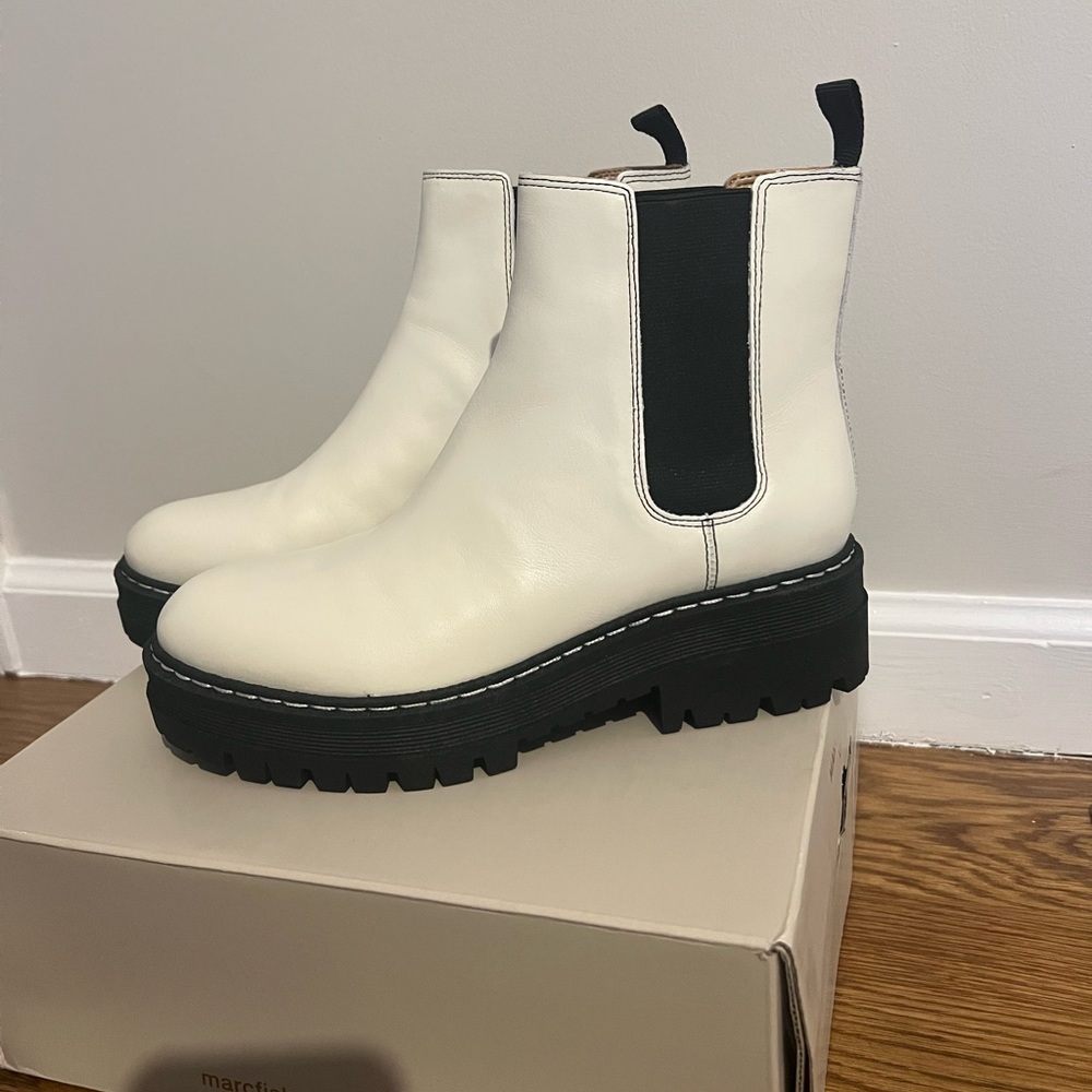 Marc Fisher Pirro Chelsea Boots